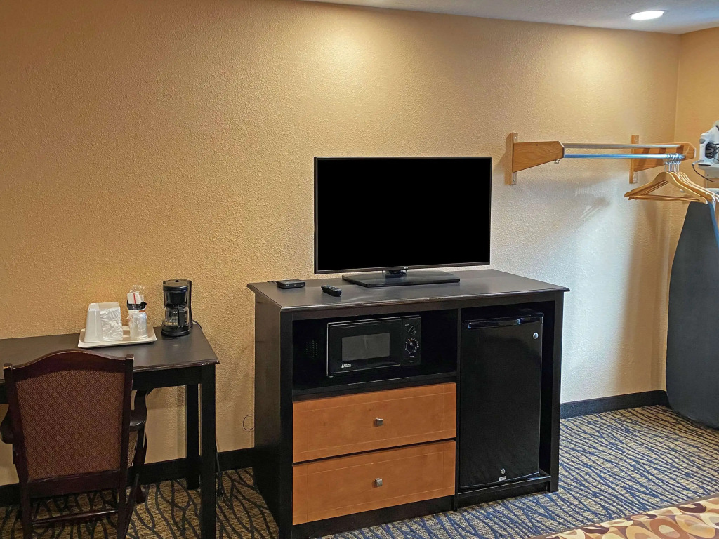 Quality Inn Lees Summit - Kansas City