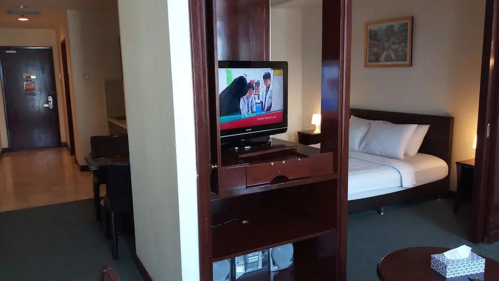 Suites at TimesSquare by Plush