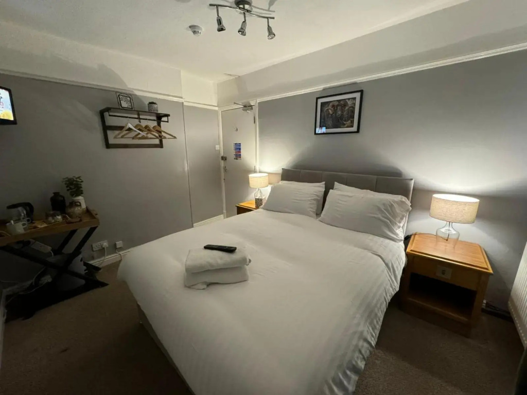 The George Hotel