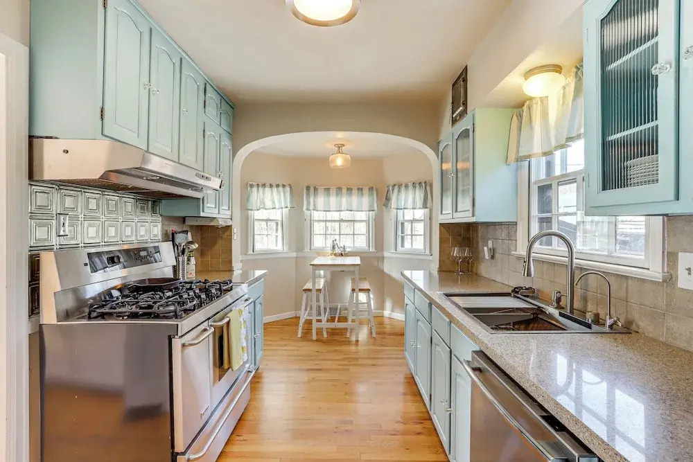 Half-mi to Unc: Historic Dtwn Greeley Home