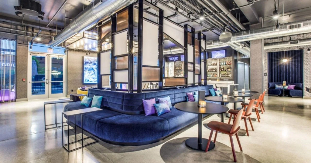 Aloft Dallas Arlington Entertainment District
