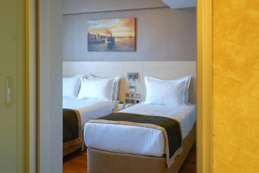 Hotel Troya