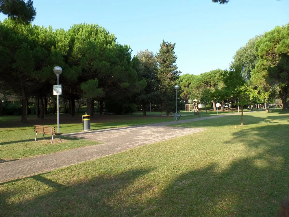 Shedir B in Bibione With 1 Bedrooms and 1 Bathrooms
