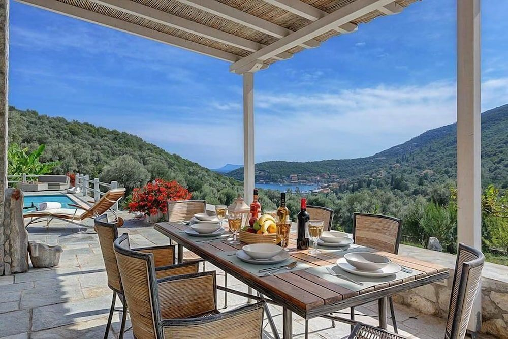 Villa Ledaki