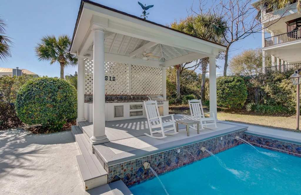3001 Palm Boulevard by Avantstay Across From Beach & Ocean Views!