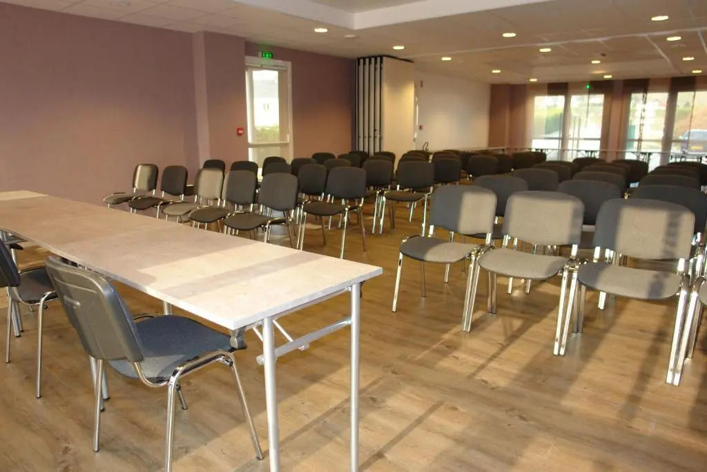 Brit Hotel Vannes - Theix Golfe du Morbihan