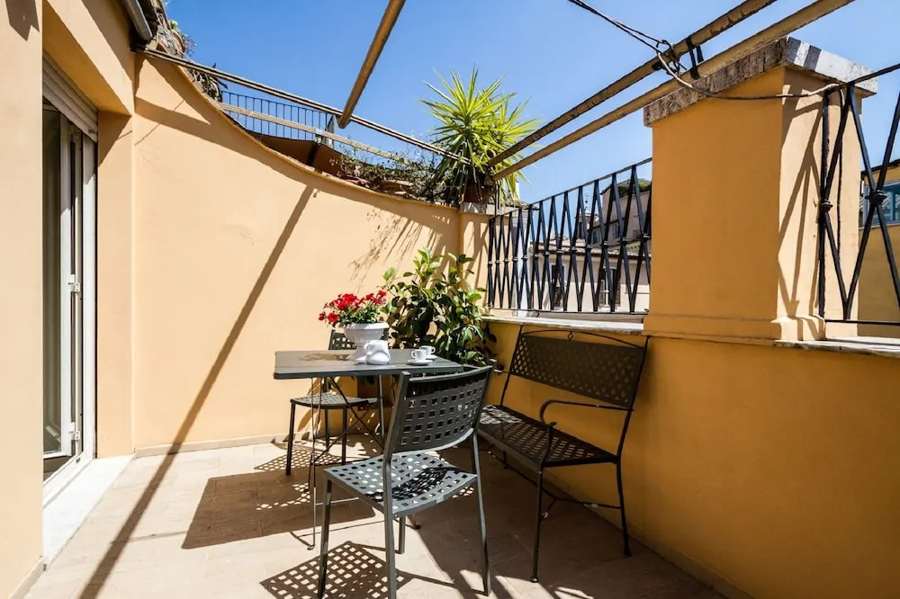 Roof Terrace Coppelle Pantheon