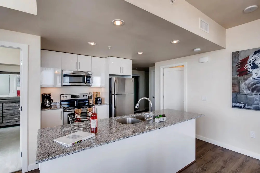 Stunning 2 BR East Village  Lux Bldg