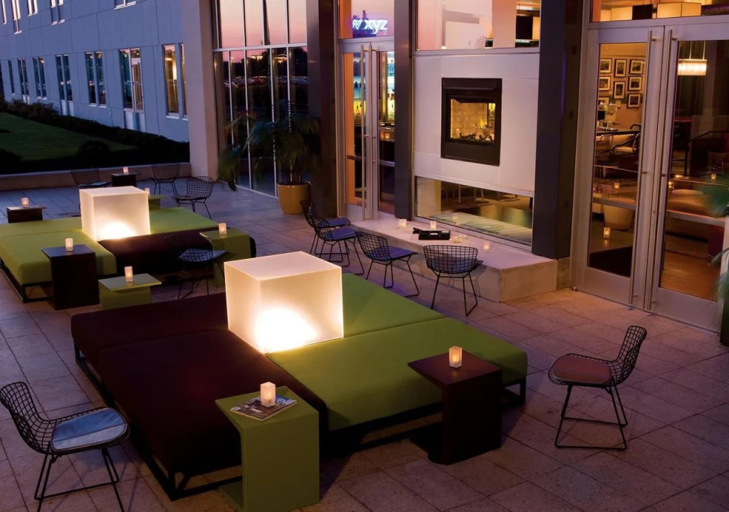 Aloft by Marriott Philadelphia Airport