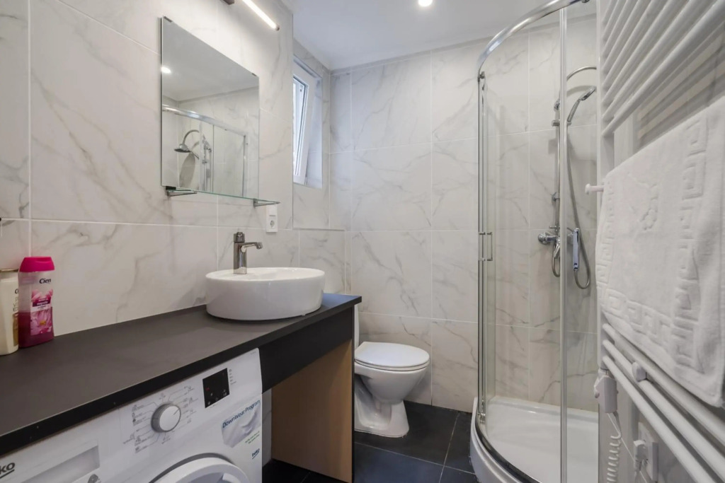 KL31 - Best Location - Elegant Historic Residence by BQA