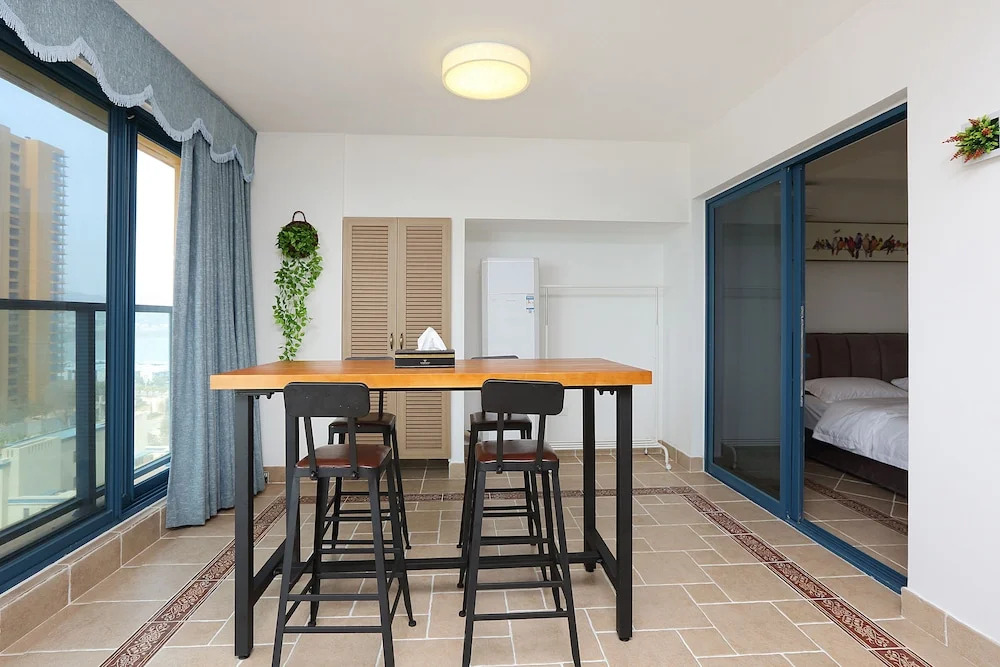 Little Prince Holiday Hotel