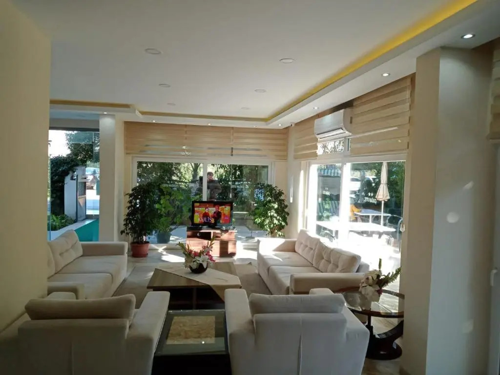 Ada Apart Hotel