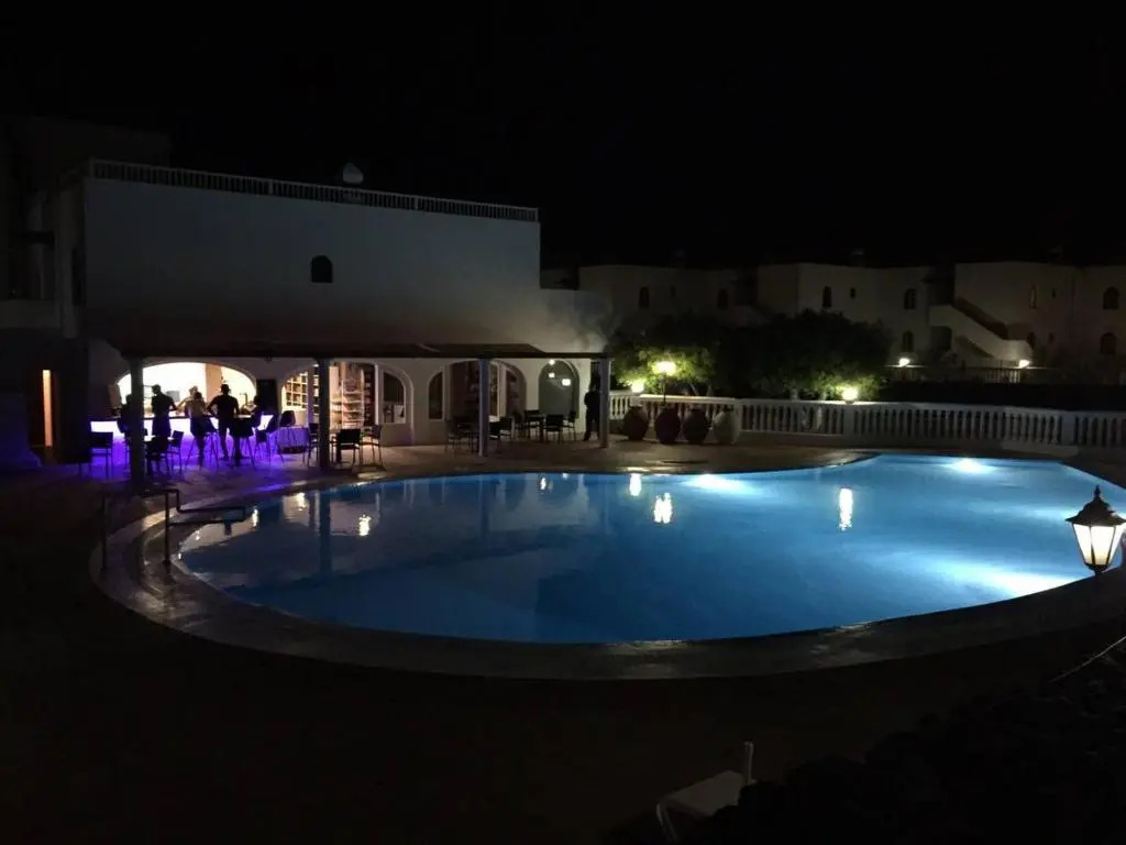 Lovely 3-Bedroom Penthouse With Seaview