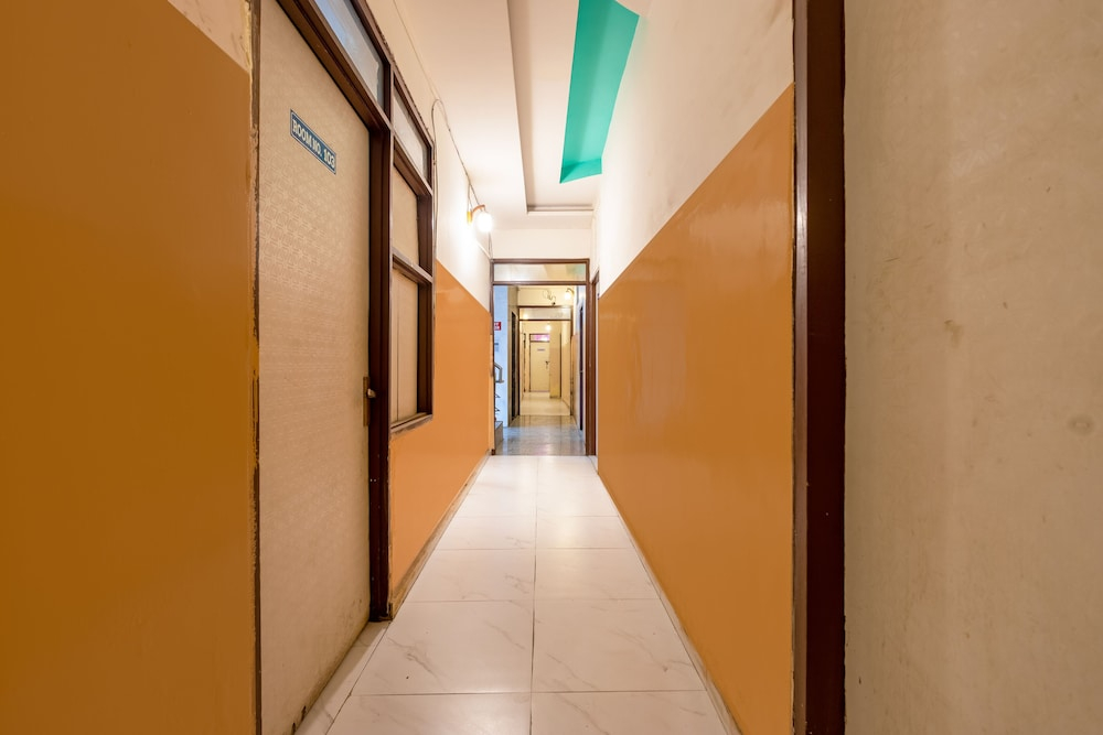 Hotel M C Residence