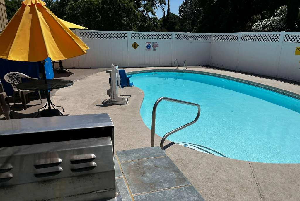 Super 8 by Wyndham Red Bluff