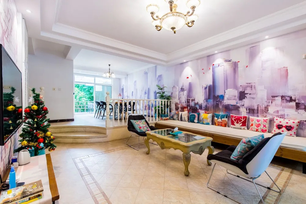 Summer Villa with 5 BRs