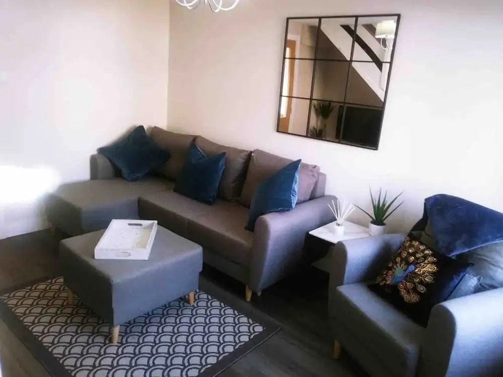 Ideal Selly Oak Home - Family or Business