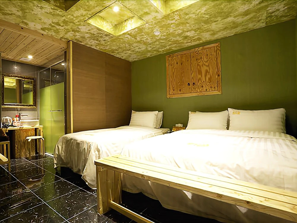 Eco Hotel
