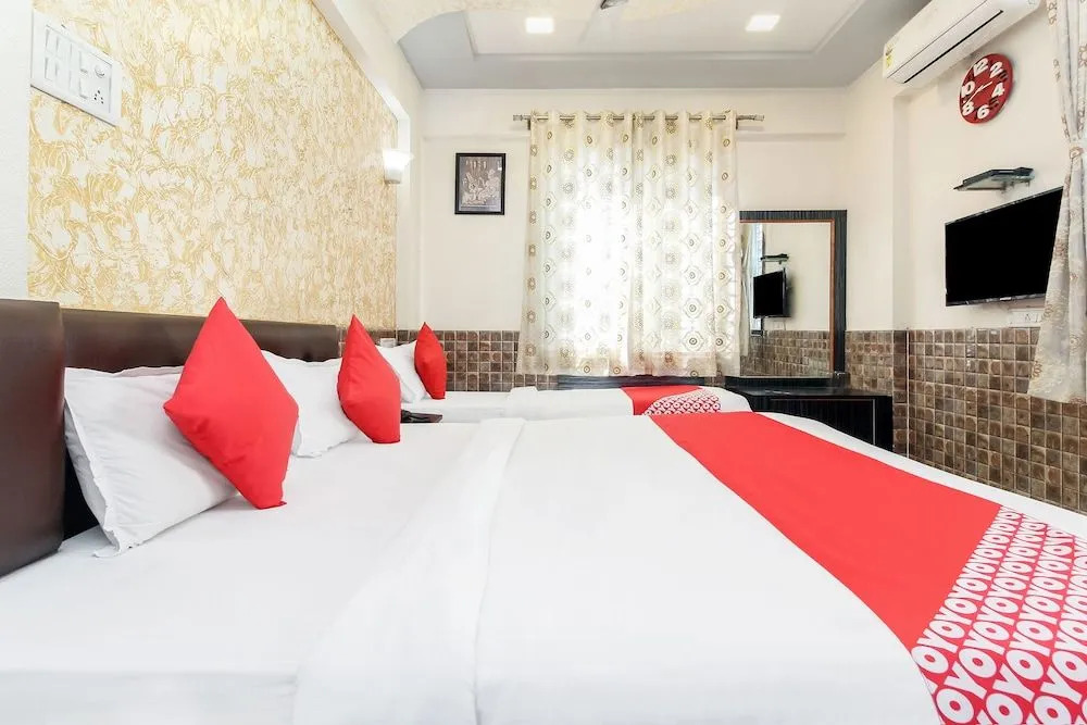 Oyo 29350 Krupa Lodging