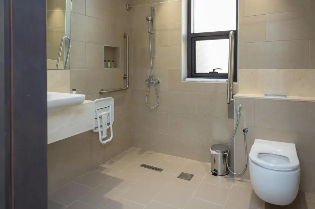 Azur Regency Hotel Apartments