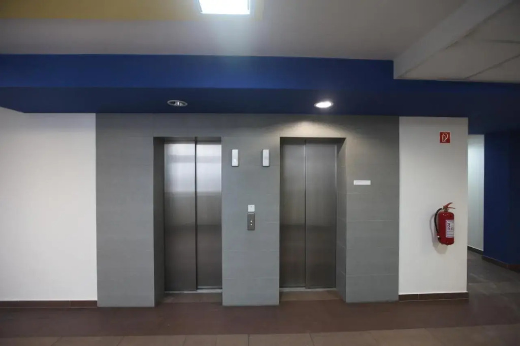 Koloseo residence. Free parking. Lake view.