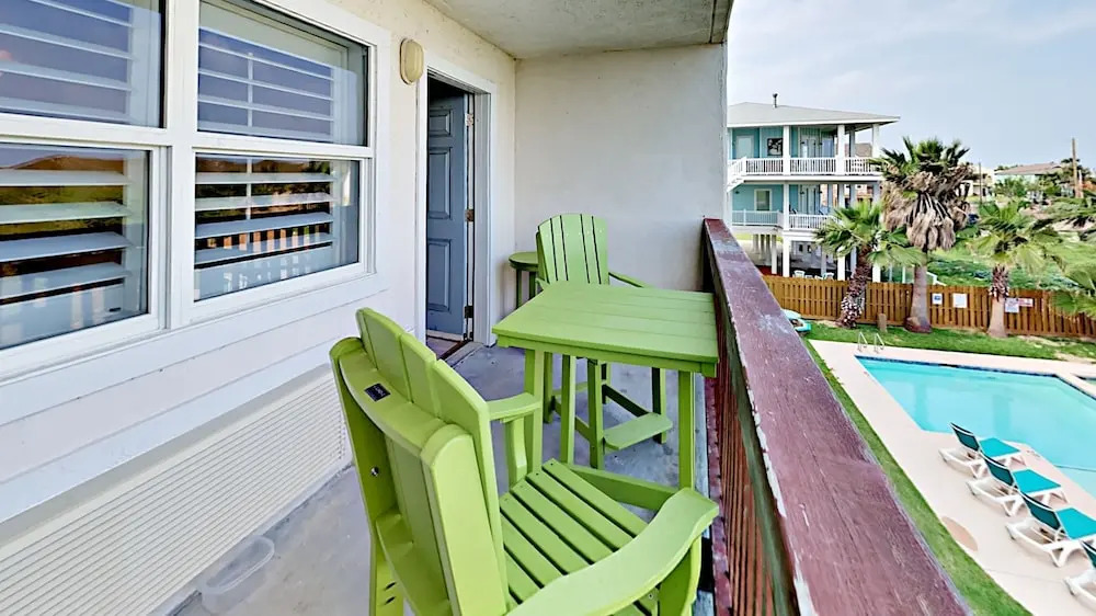 135 Sea Breeze Coastal Chic Cutie - One Bedroom Condo