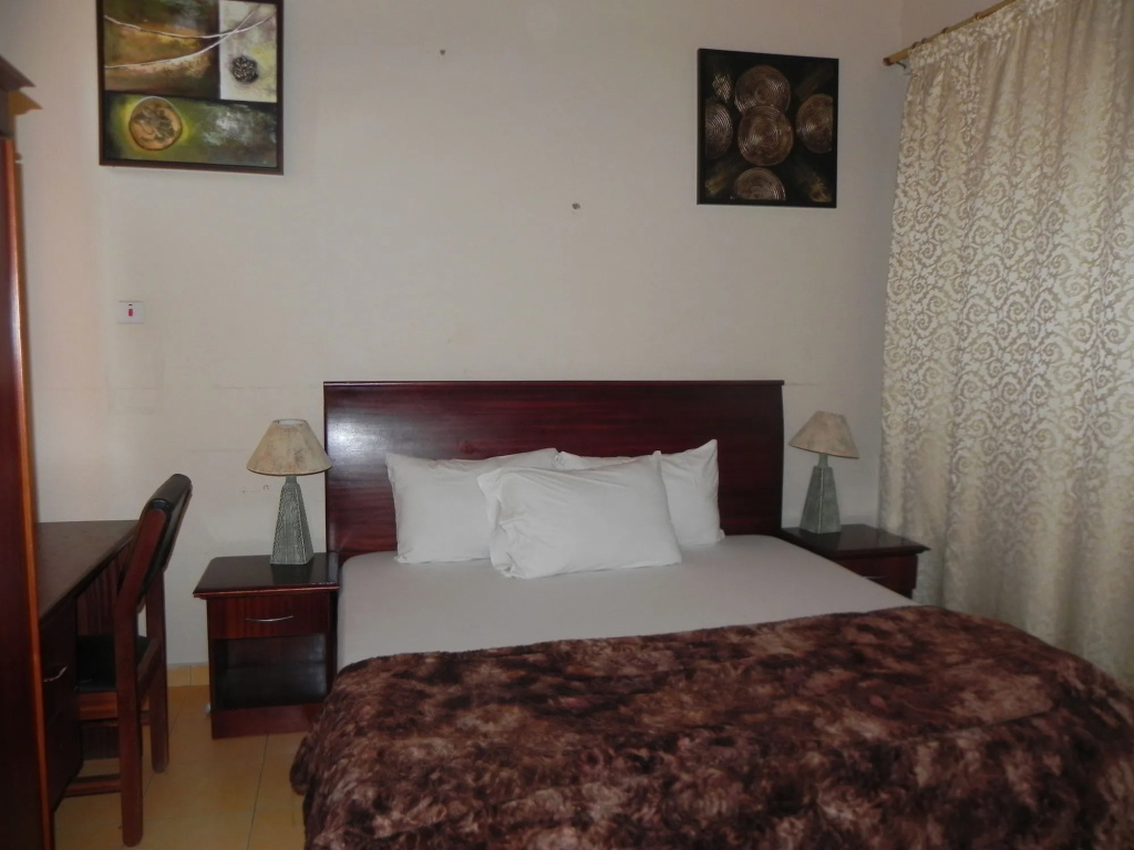 Oriental Hotel North Legon