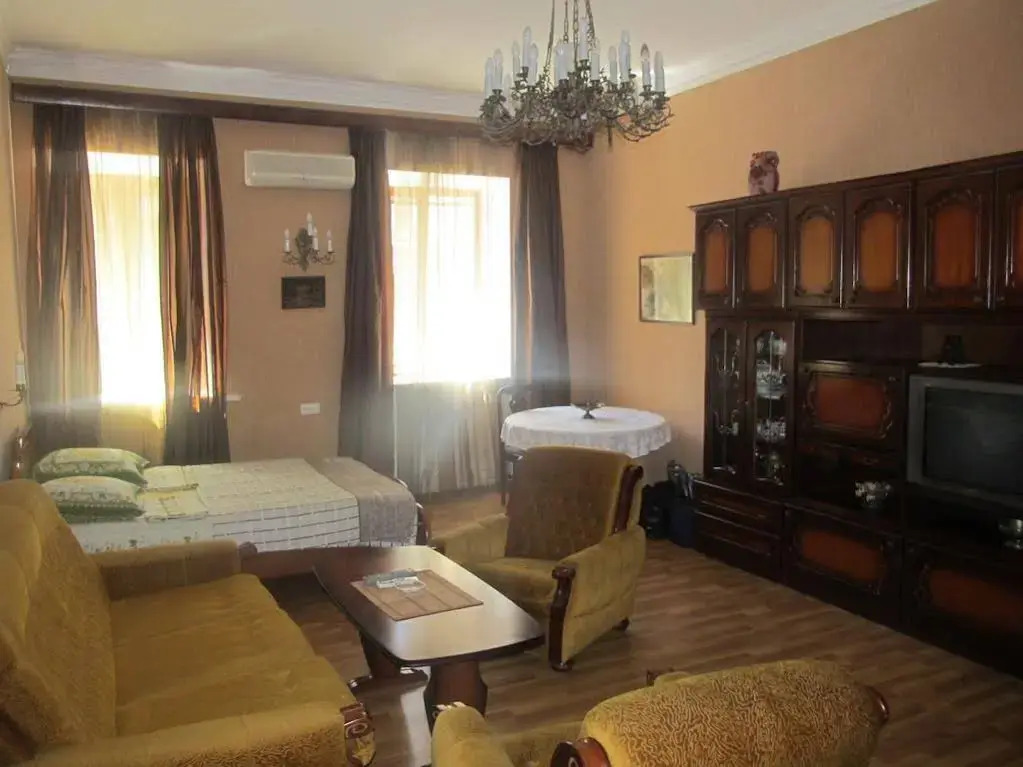 Tsisana Guest House