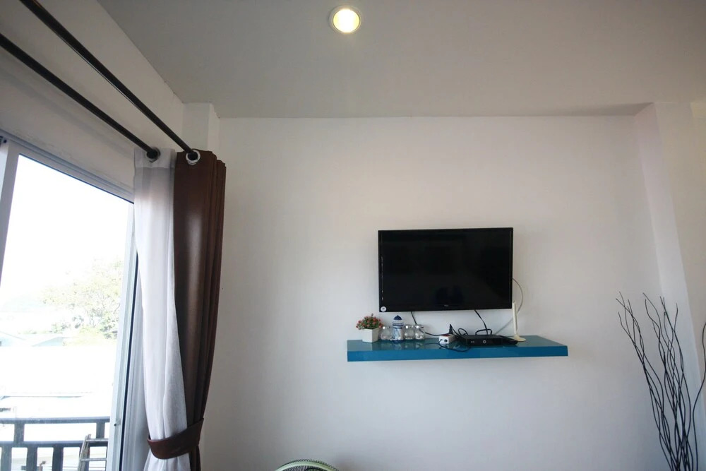 Baan Ta Long Beach Koh Larn