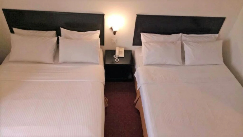 HOTEL SRI SUTRA