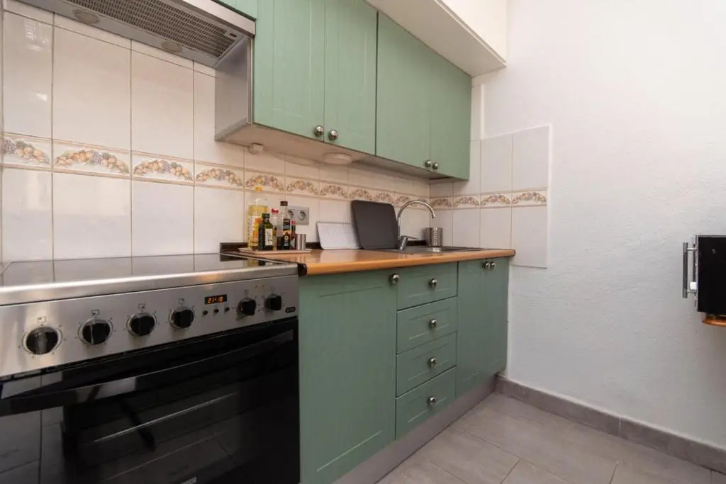Mare Verde 104 - Two Bed with pool view and wifi internet