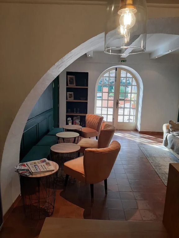 Logis Hotel Le Chêne Vert