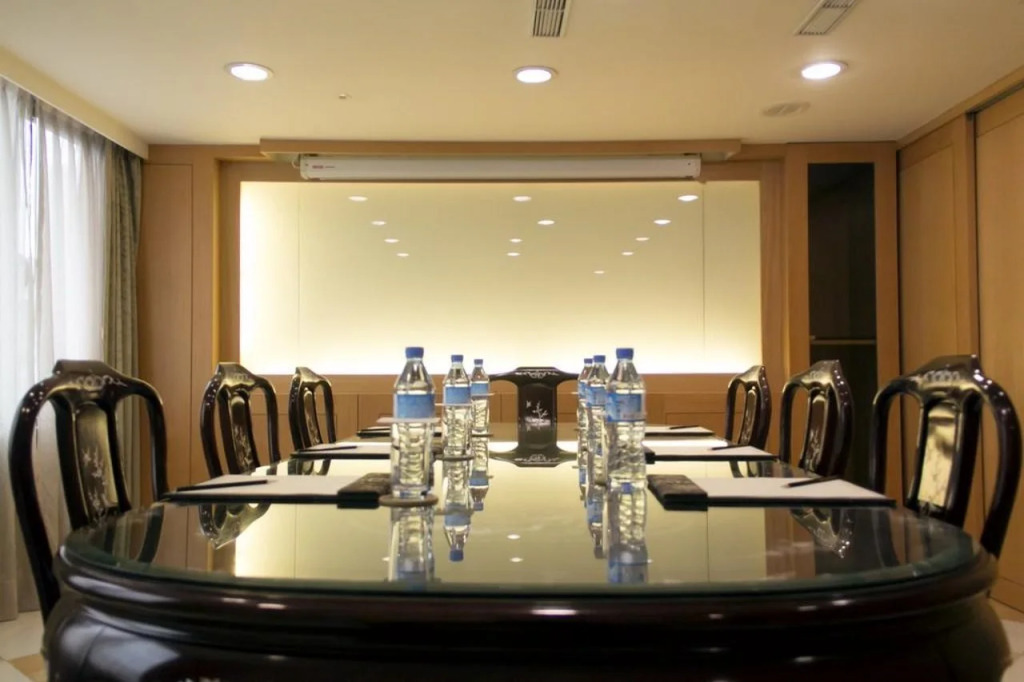 Royal Seasons Hotel Taipei ‧ Nanjing W