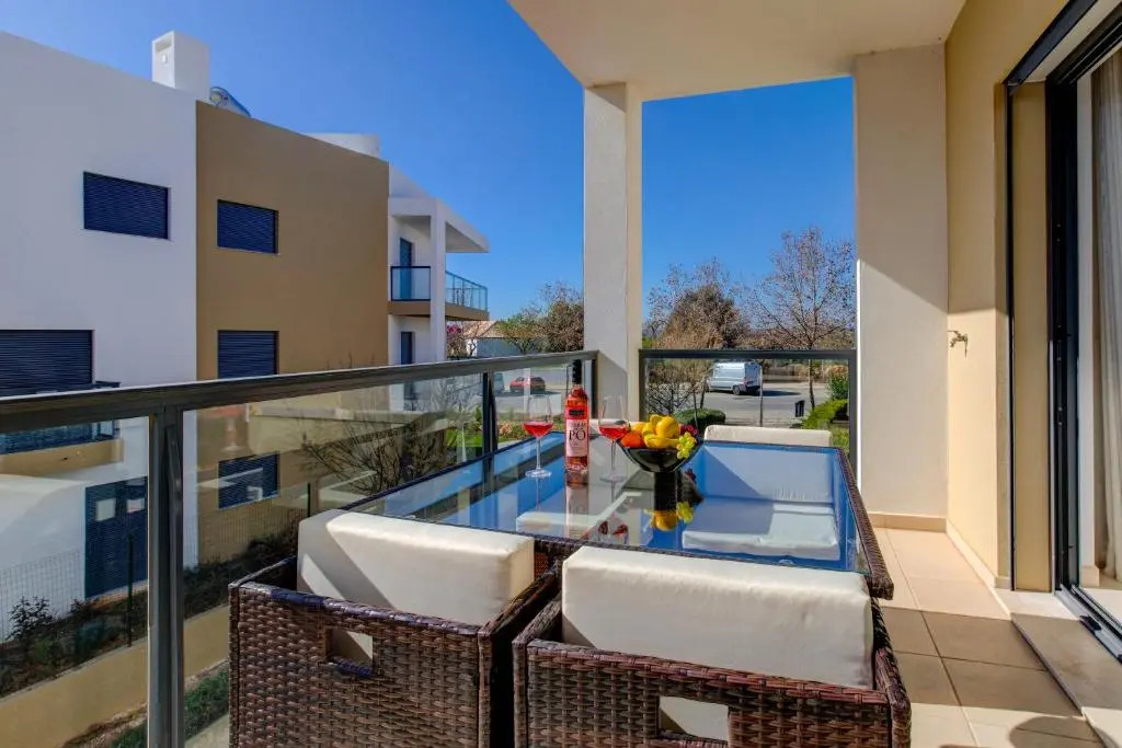 One Bedroom Apartment in Albur Village 1I