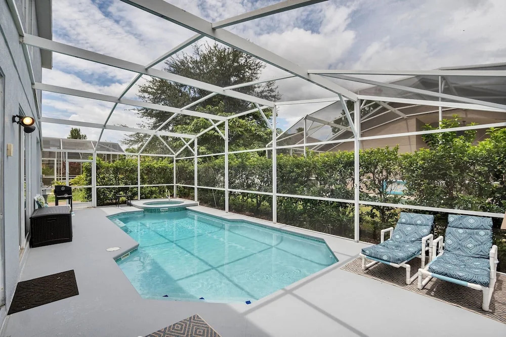 Huge and Modern Home, Only 12 Miles From Disney! #6wr338