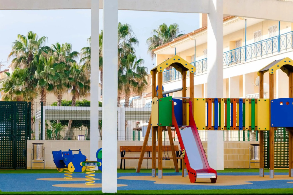 Nice house with tennis court,sports and playground