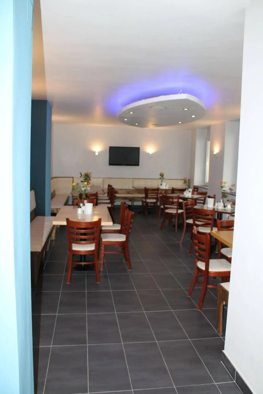 City Lounge Hotel