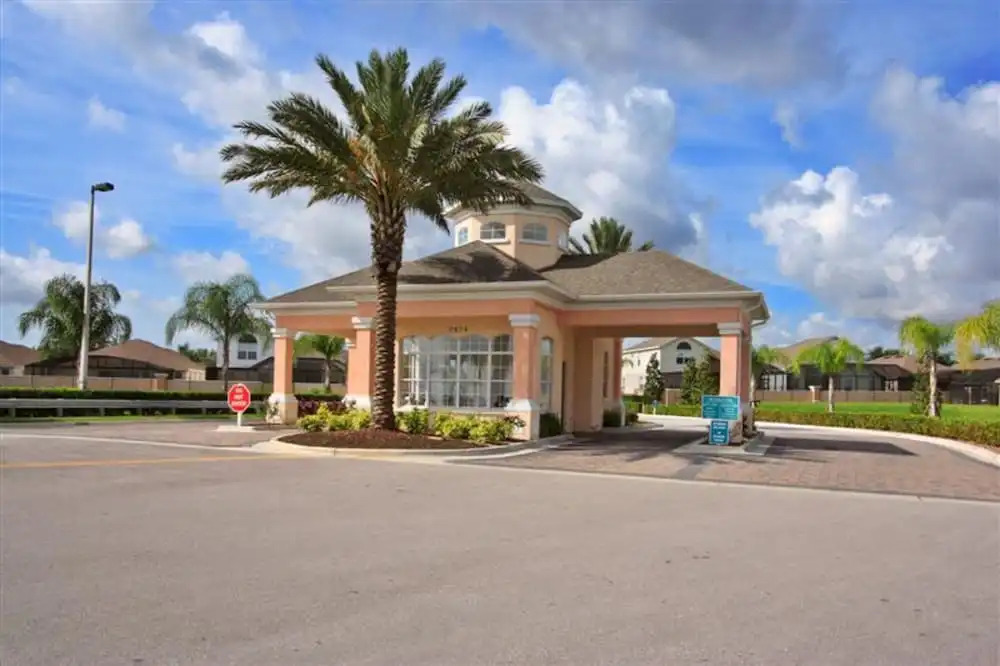 Windsor Palms 8100 - 101