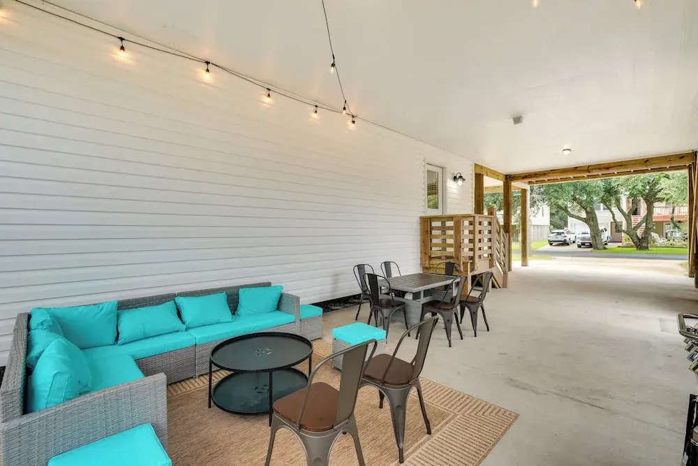 Kill Devil Hills Retreat w/ Gas Grill & Deck!