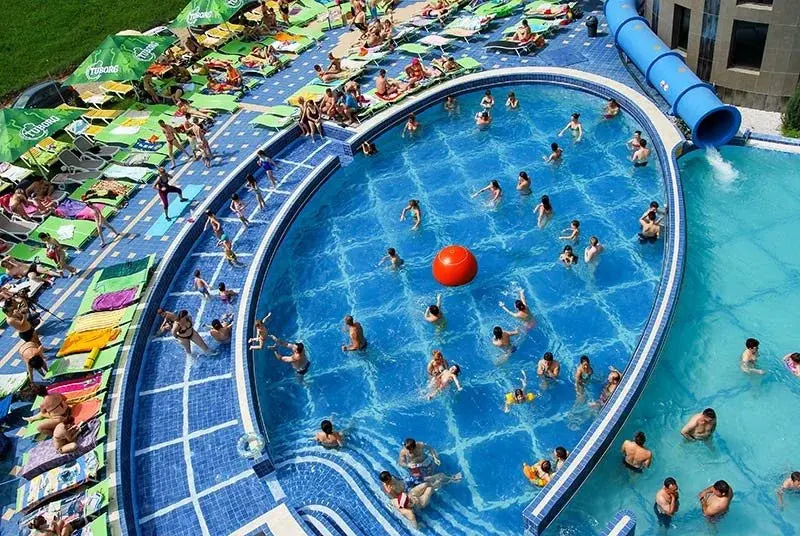 Aqua President