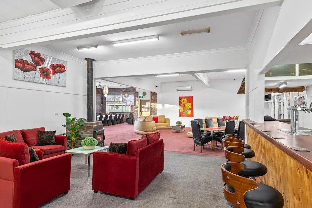 TORRUMBARRY MOTEL