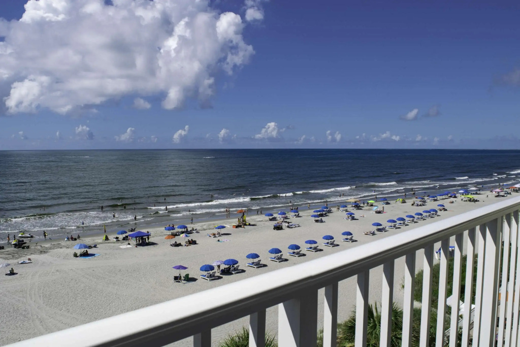 Tides Folly Beach, Charlestons Oceanfront Hotel