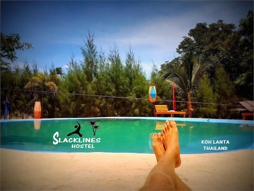 Slacklines Hostel