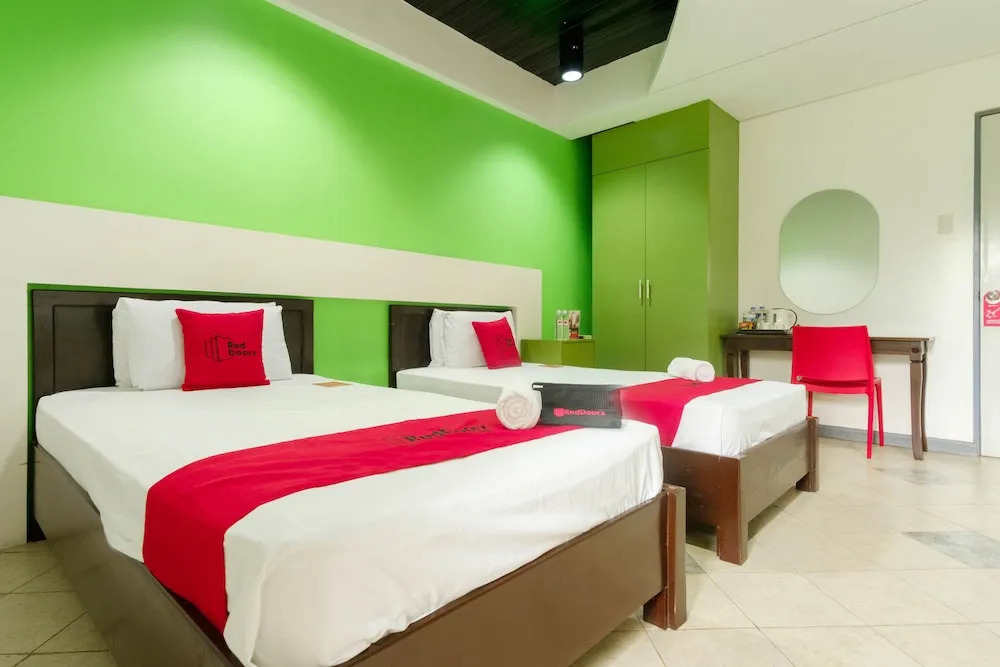 Reddoorz Near Waltermart Subic