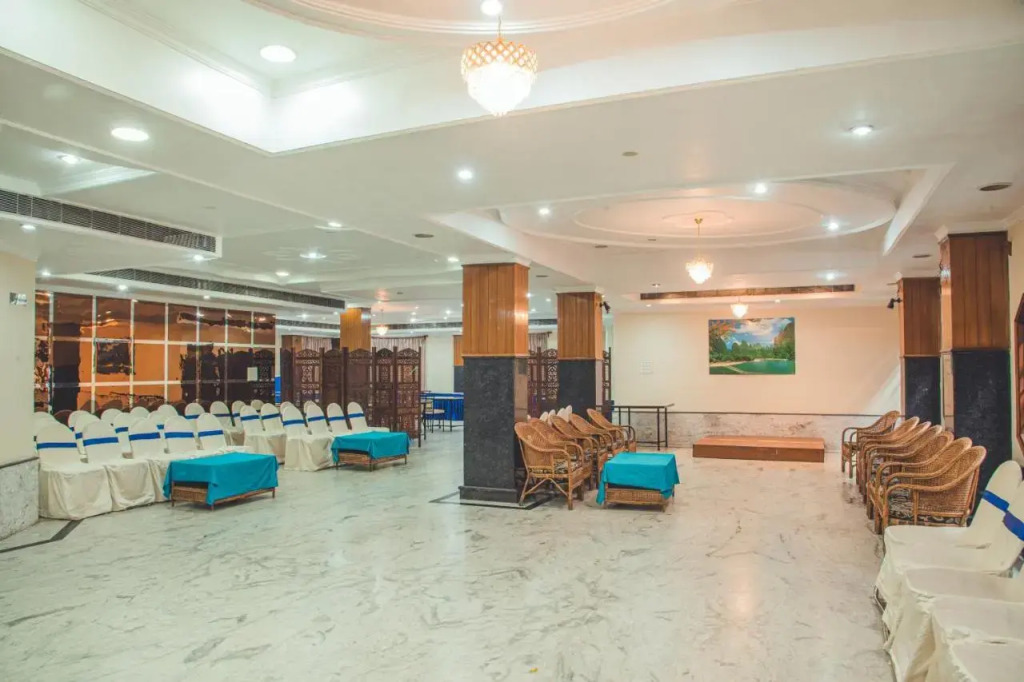 Hotel Priya Palace