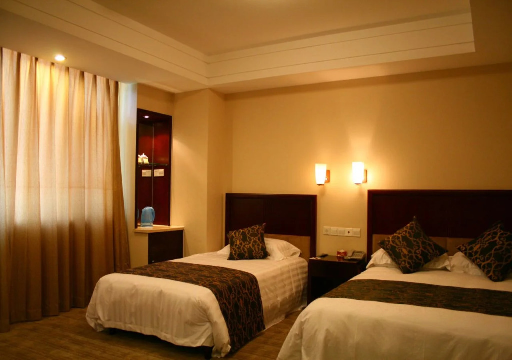 Tiantian Holiday Hotel