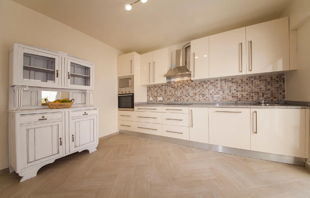 C10 - Lagos Center Apartment