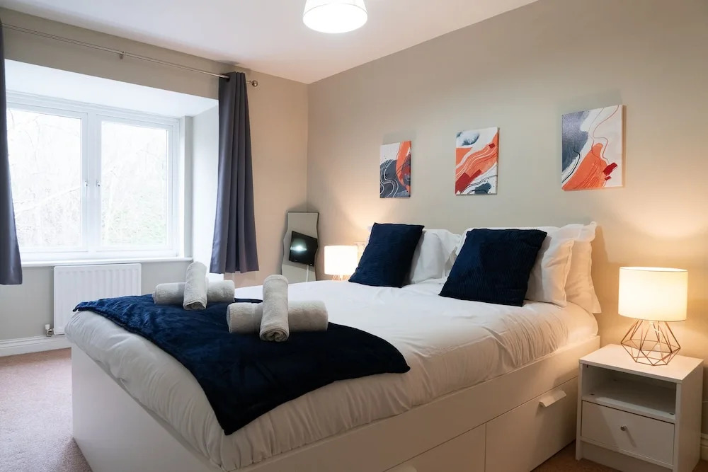 Lovely 4-bed House in Huntingdon