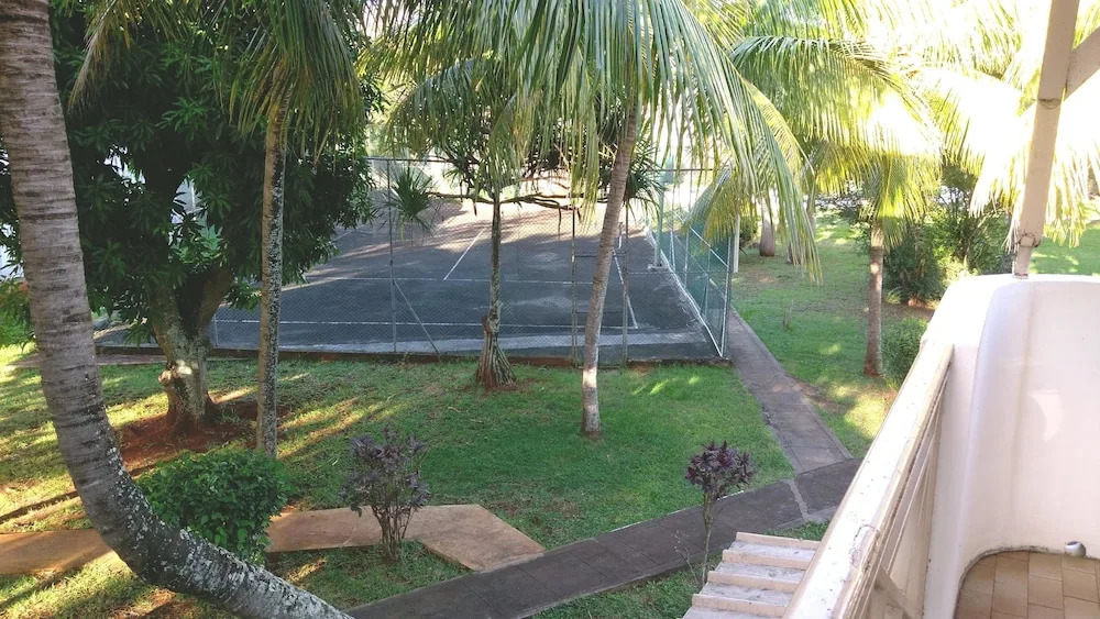 House With 3 Bedrooms in Trou-aux-biches, With Pool Access, Enclosed G