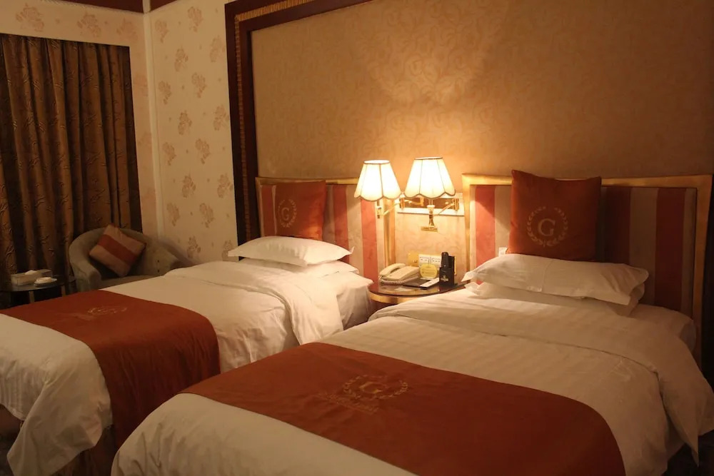 Golden Island Holiday Hotel Foshan